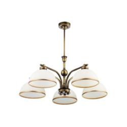 Klasyczny żyrandol...